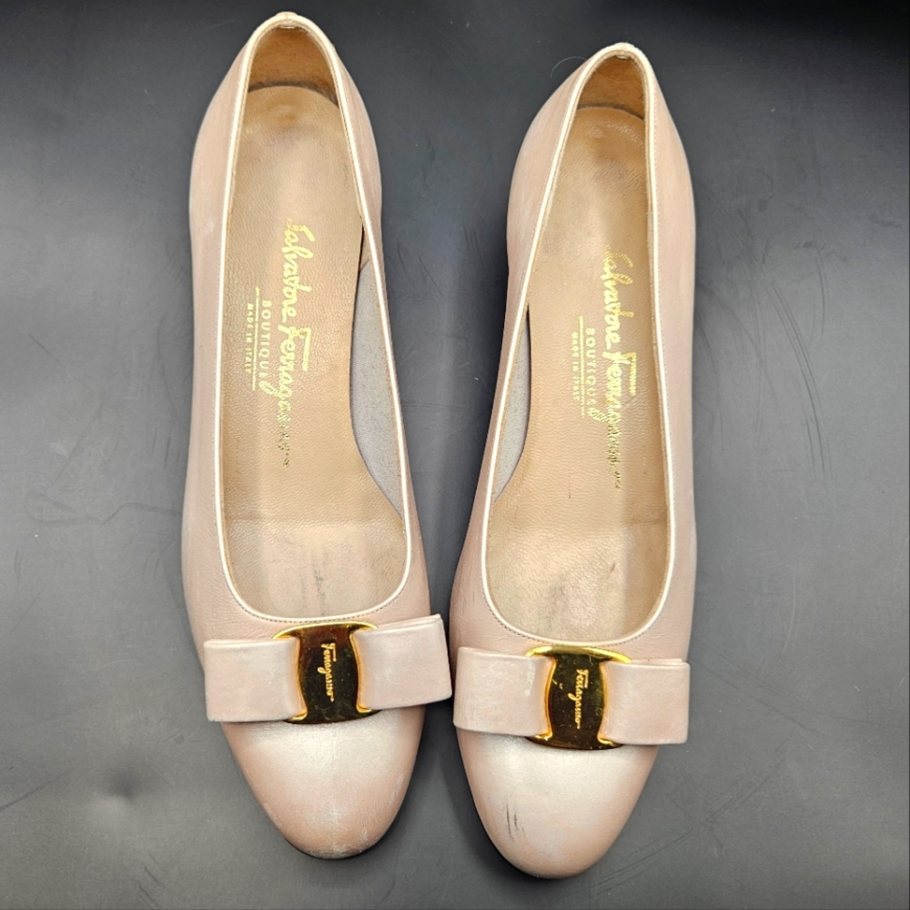 Vintage Salvatore Ferragamo Vara Bow Shoes 6.5 pink Vera flats low heel leather
